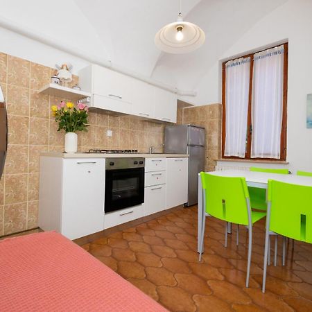 Casa Vicino Al Mare Apartman Finale Ligure Kültér fotó